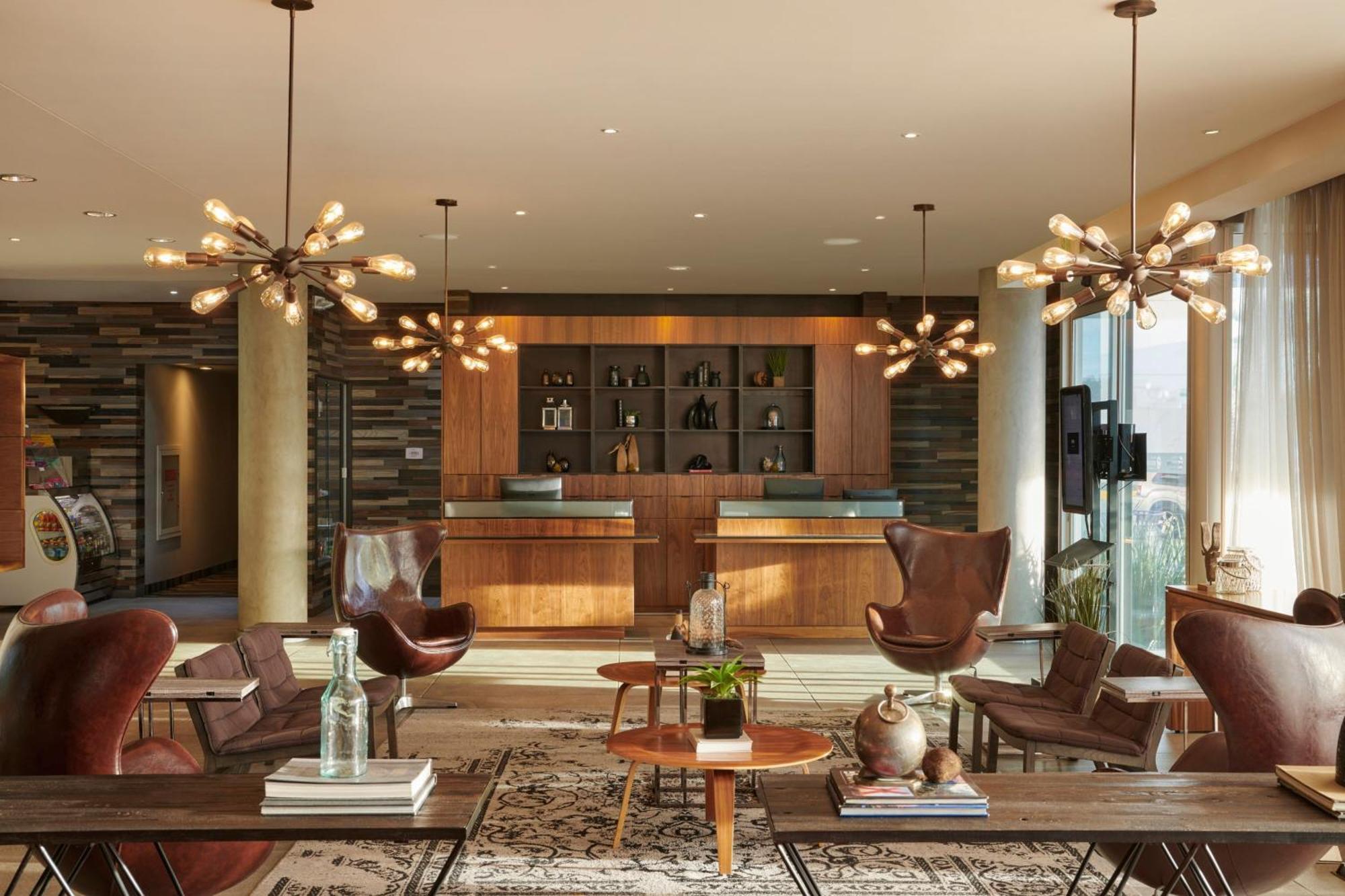 Four Points By Sheraton Distrito Uno Чиуауа Экстерьер фото