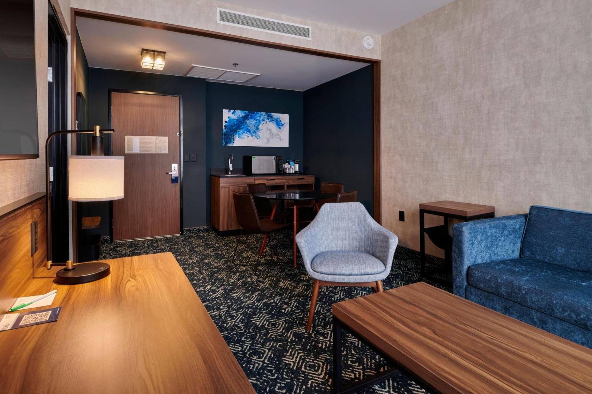 Four Points By Sheraton Distrito Uno Чиуауа Экстерьер фото