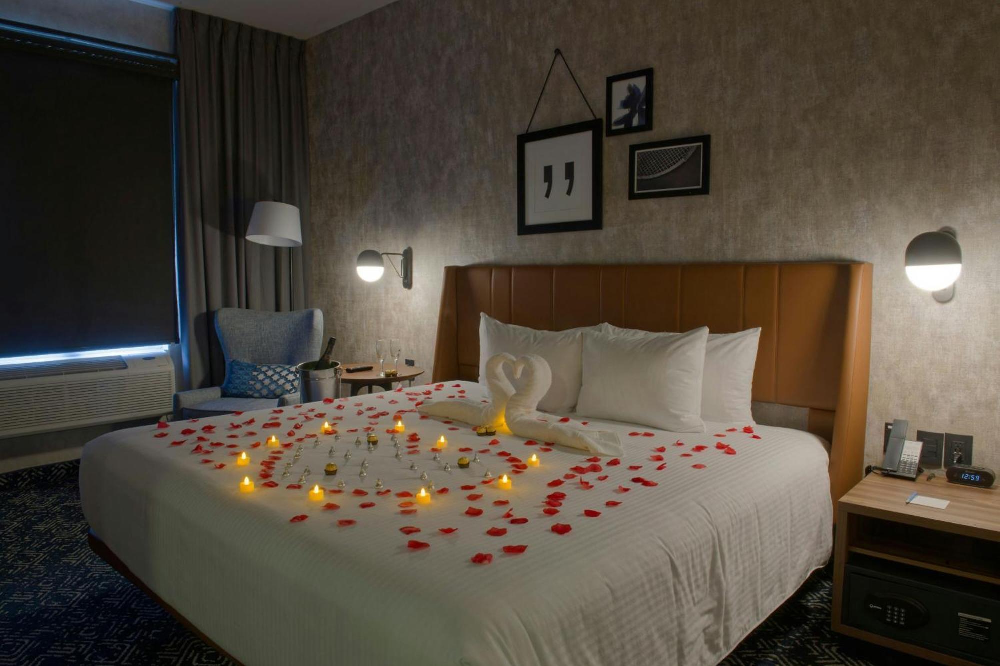 Four Points By Sheraton Distrito Uno Чиуауа Экстерьер фото